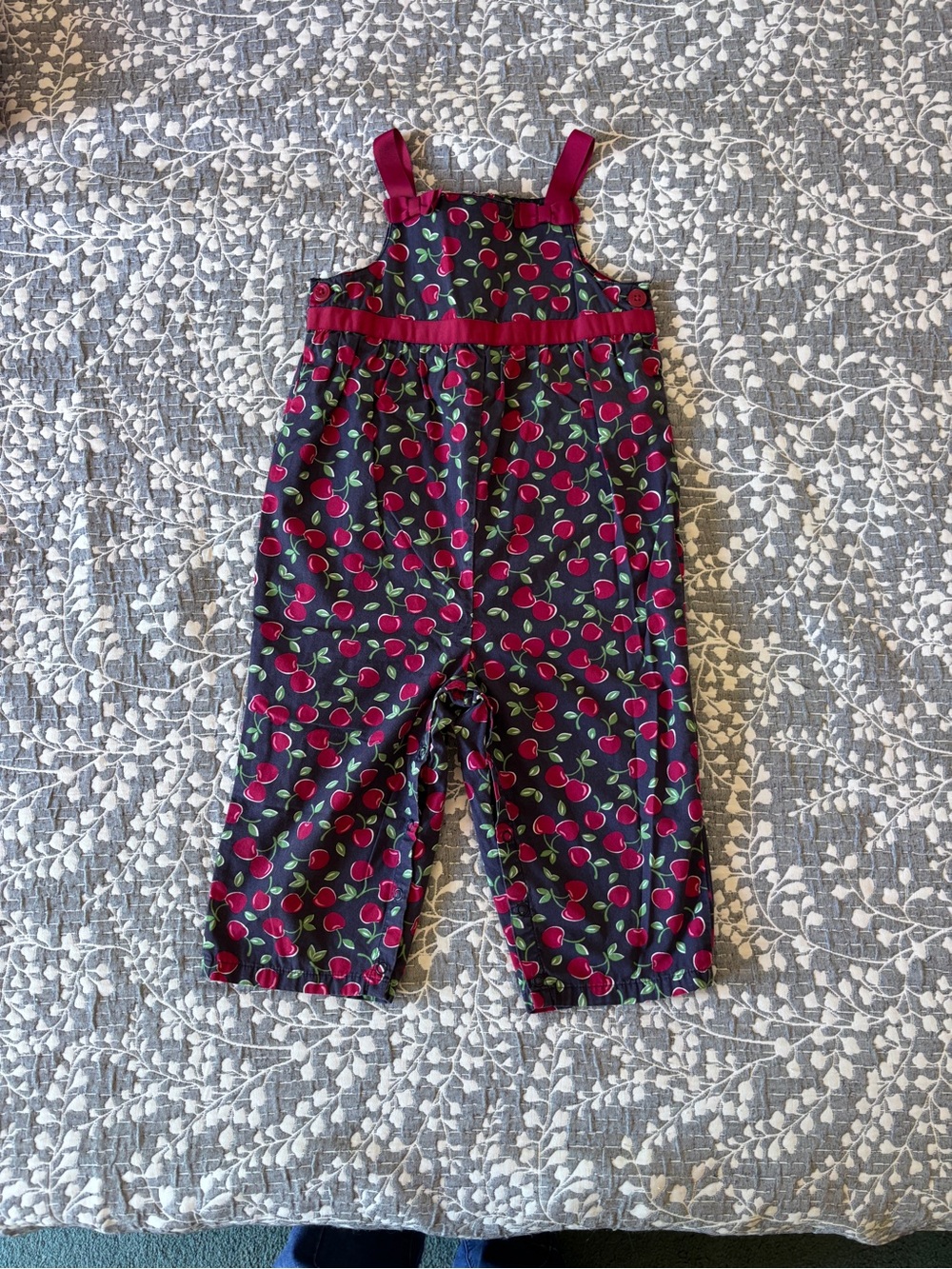 Gymboree Cherries 2005 overalls/romper - 18/24 mo